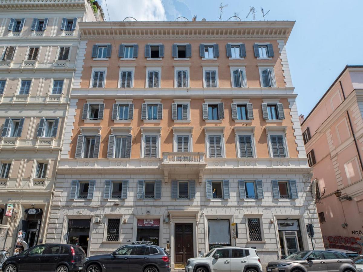 The Best Rent - Spacious Three-Bedroom Apartment Near The Colosseum — Photos 2