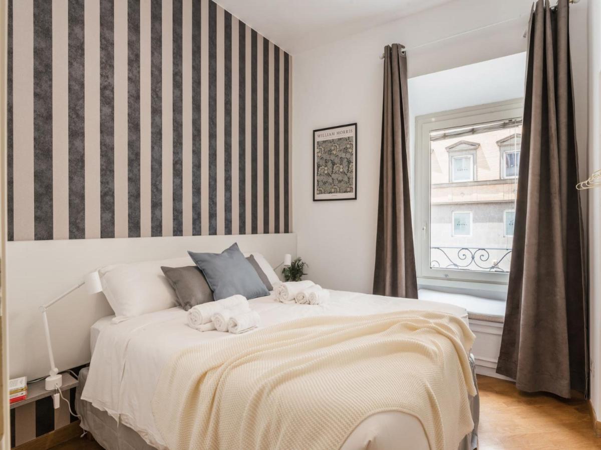 The Best Rent - Spacious Three-Bedroom Apartment Near The Colosseum — Photos 3